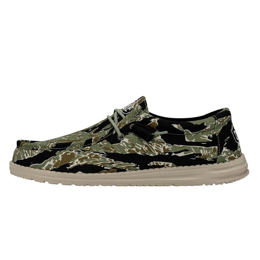 Mission Knurre Rød dato Wally Camouflage Tiger Stripe Camo - Men's Casual Shoes | HEYDUDE Shoes