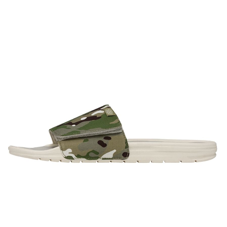 Nike camo slides hotsell